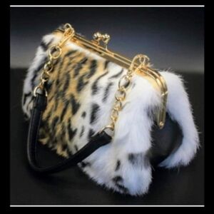 NWT Elegant Leopard Print Rex Rabbit Fur Handbag with Interchangeable Straps